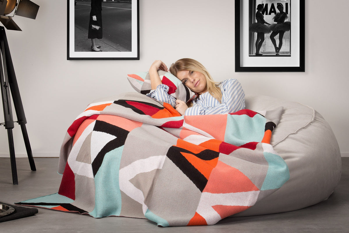 LoungePug ブランケット/ひざ掛け/ソファカバー– Lounge Pug Japan