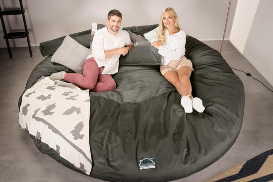 CloudSac 5000 XXXXXL 超特大タイタニックメモリーフォームビーズクッションソファ - ベルベットグラファイトグレー 02